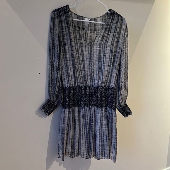 Club Monaco long sleeve mini dress - Picture 1 of 1